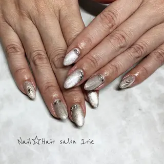 ネイル Hair salon Irie所属・與儀 知佳のネイルデザイン
