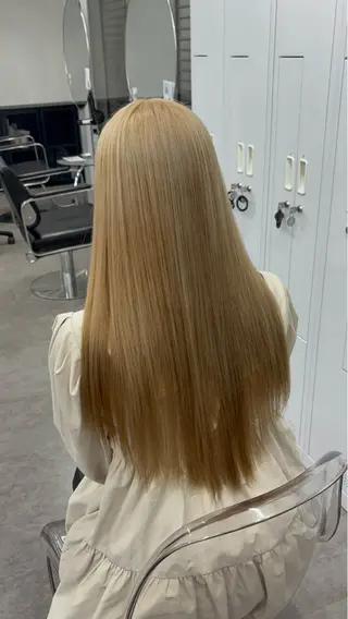 ロング 長谷川 日南のヘアスタイル