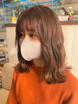 ミディアム カラー 青木 梢のヘアスタイル