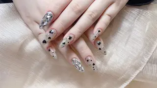 ネイル MoreGlam 新宿東口店のネイルデザイン