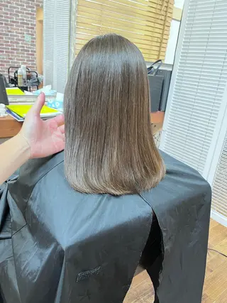 セミロング さいとう つかさのヘアスタイル