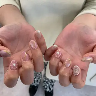 ネイル マキノ ユイのネイルデザイン