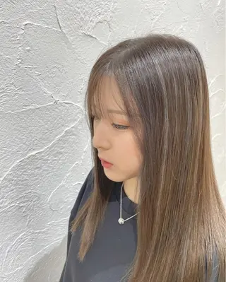 ミディアム カラー FELICE of hair 田口千尋のヘアスタイル