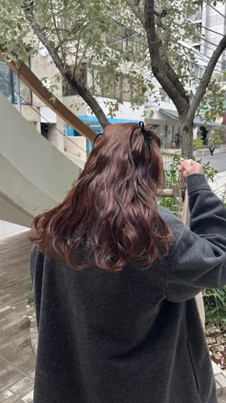 ロング 透明感カラー🕊🤍 アサノ マユのヘアスタイル