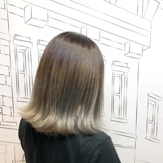 ミディアム カラー TOMOKA 艶髪/透明感カラーのヘアスタイル