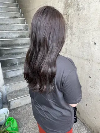 ロング カラー 日高 香織のヘアスタイル