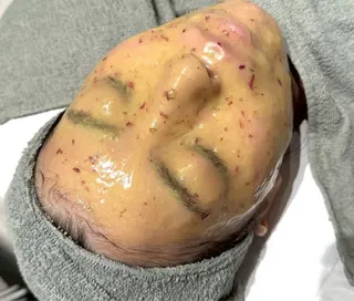 毛穴洗浄 ワックス脱毛のエステ・リラクイメージ