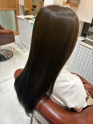 ロング 手嶌 彩乃のヘアスタイル
