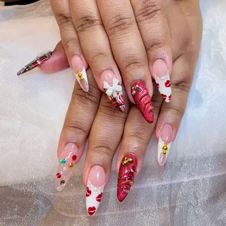 セミロング HEAVEN NAIL SALONのネイルデザイン
