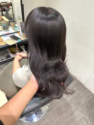 カラー 艶髪🥣透明感カラー 🫧前田奈津実のヘアスタイル