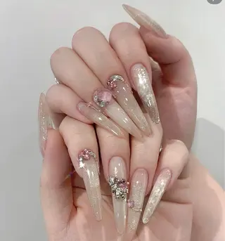 ネイル D-BEAUTY Nailsalonのネイルデザイン