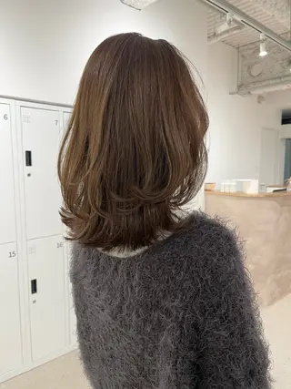 ミディアム 箱崎 凪沙のヘアスタイル
