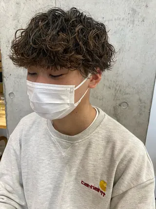 パーマ メンズ Dxxxx III所属・似合う髪型が 分からない方へのヘアスタイル