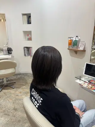 ミディアム カラー 佐藤 優里のヘアスタイル