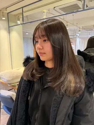 ロング レイヤーカット 木村詩織のヘアスタイル