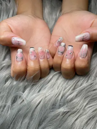 ネイル BELLUNA Mizuki❤︎のネイルデザイン