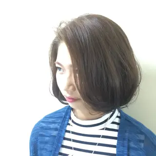 ミディアム カラー 伊藤 さやかのヘアスタイル