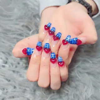 ネイル u.Neek minaのネイルデザイン