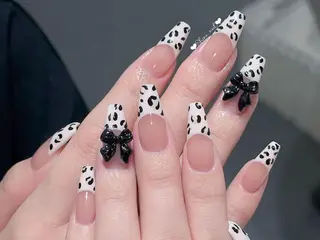 ネイル サイナ🎀 長さだし&デザインのネイルデザイン