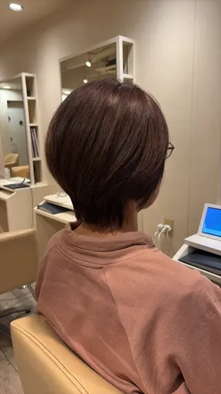 ショート 安田 芽生のヘアスタイル