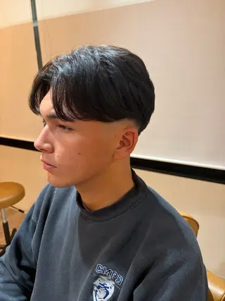 ショート パーマ メンズ 黒原 将貴のヘアスタイル
