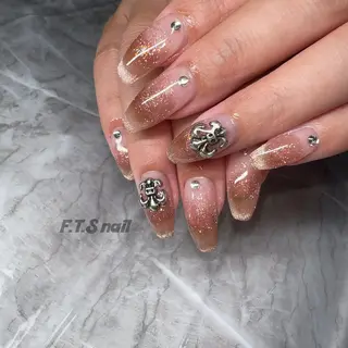 ネイル F.T.S nailのネイルデザイン