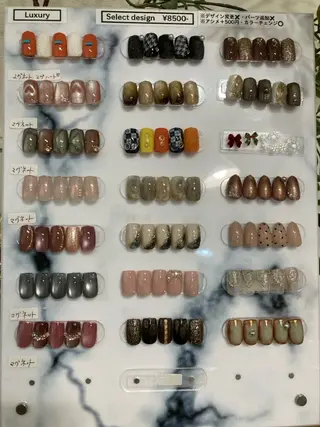 ネイル Legit nail salonのネイルデザイン