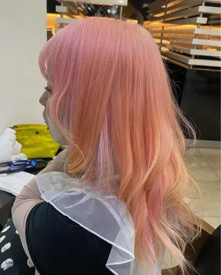 セミロング カラー ヘアアレンジ 烏山 達也のヘアスタイル