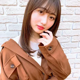 セミロング カラー ブリーチなし✨艶髪 カラー𓃲YAGIのヘアスタイル