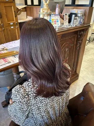 セミロング カラー かまだ しおりのヘアスタイル