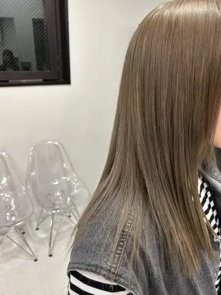 セミロング カラー Maya川越/ エクステ/ハイトーンのヘアスタイル