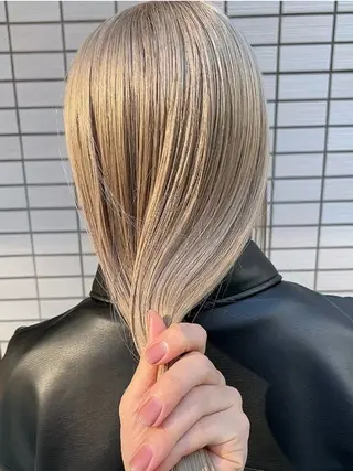 セミロング カラー 💎透明感カラー特化 💎TAISEIのヘアスタイル