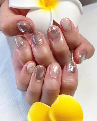 ネイル Bella 齋藤理奈のネイルデザイン