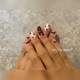 ミディアム 大田 美笛香のネイルデザイン