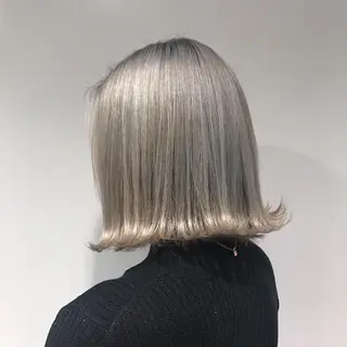 ショート カラー ヘアアレンジ Zina渋谷エリア マネージャShionのヘアスタイル