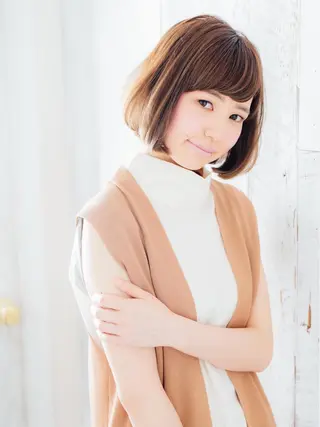 ショート カラー FUKUNAGA YUのヘアスタイル