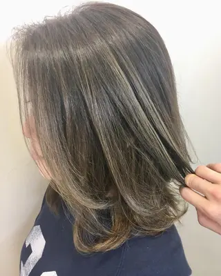 ミディアム カラー 永井 大希のヘアスタイル