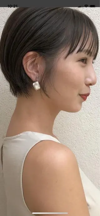 ショート カラー 艶カラー　宮﨑 蒼のヘアスタイル