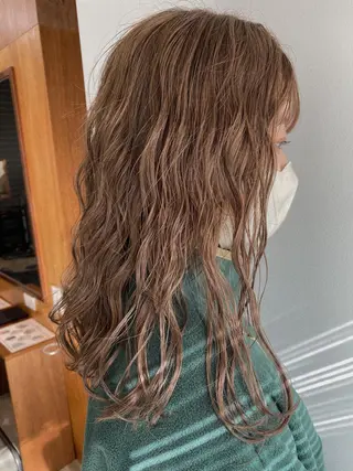 ミディアム カラー 砂原 ひよりのヘアスタイル