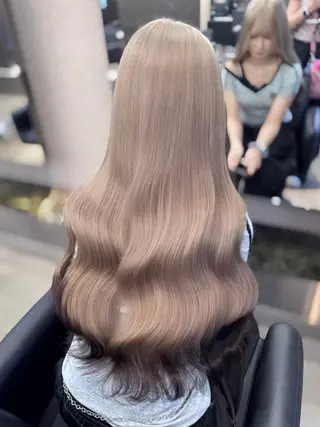 ロング カラー 紬/enne/ブリー チ/ハイトーンのヘアスタイル