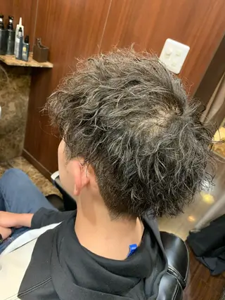 ミディアム パーマ 羽木 隆徒のヘアスタイル