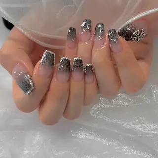 ネイル ＬａＬｕｎａ🌙 Natsukiのネイルデザイン