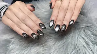 ネイル MADIA RUNAのネイルデザイン