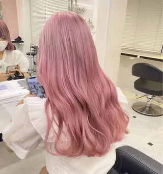 ミディアム カラー ヘアアレンジ 🫧モテる💗ダメー ジレスハイトーン🫧のヘアスタイル