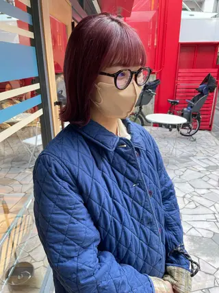 ショート カラー あずまぐち めぐみのヘアスタイル