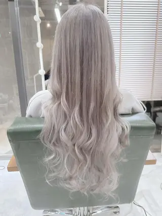 ロング カラー ヘアアレンジ Days 透明感カラーのヘアスタイル