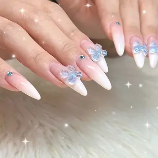 ネイル AUVÉ💎 MINAのネイルデザイン