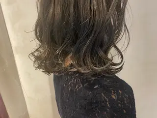 ミディアム カラー パーマ ヘアアレンジ 顔周りカット・相談 レイヤーも◎しずくのヘアスタイル