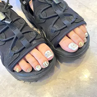 ネイル 脇坂 千晶のネイルデザイン