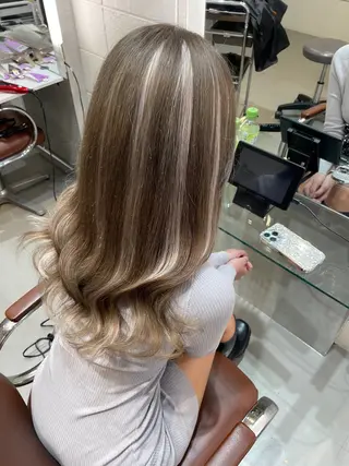 カラー 💗ROSEL／ KUREA💗のヘアスタイル